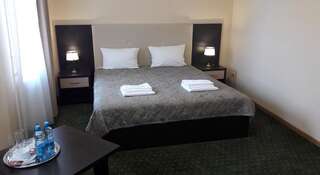 Гостиница Вальде Парк Лесной Двухместный номер с 1 кроватью или 2 отдельными кроватями и базовыми удобствами-1